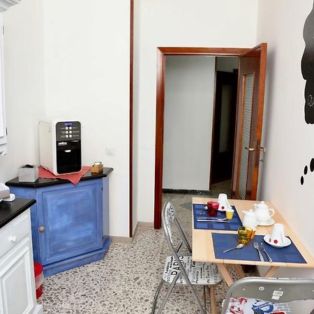 Viale Italia 41: I Migliori Anni Hotell Sassari Exteriör bild