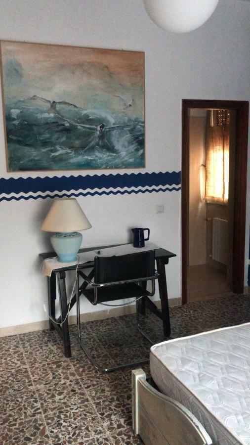 Viale Italia 41: I Migliori Anni Hotell Sassari Exteriör bild
