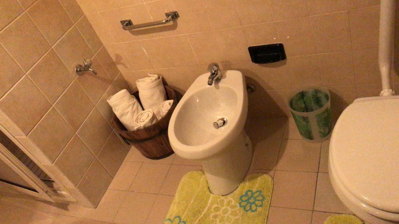 Viale Italia 41: I Migliori Anni Hotell Sassari Exteriör bild