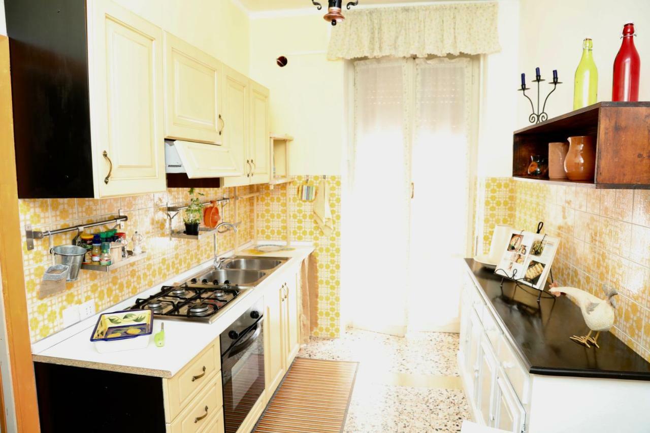 Viale Italia 41: I Migliori Anni Hotell Sassari Exteriör bild