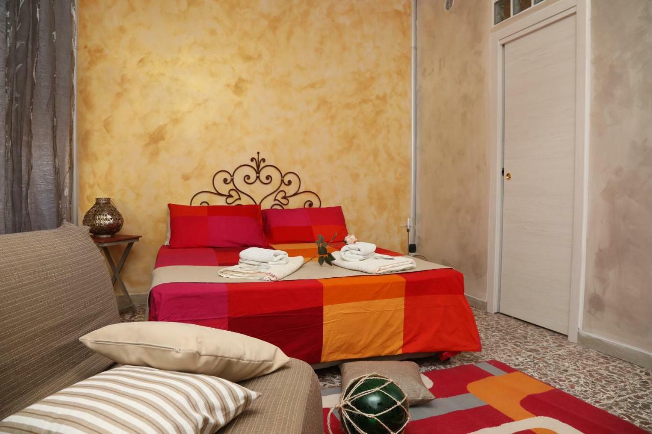 Viale Italia 41: I Migliori Anni Hotell Sassari Exteriör bild
