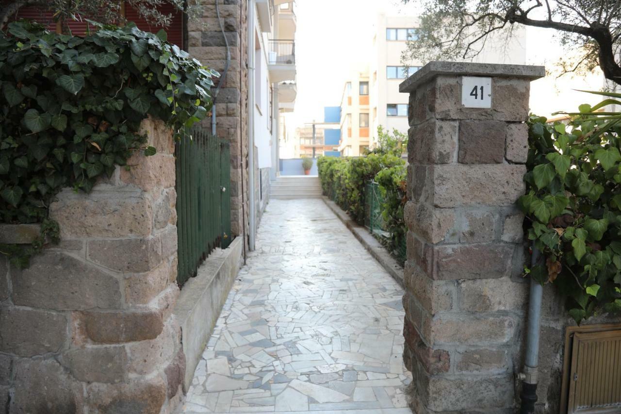 Viale Italia 41: I Migliori Anni Hotell Sassari Exteriör bild